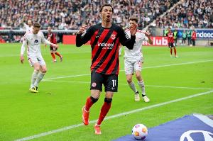 开云体育APP下载-德天空：埃基蒂克即将离队，法兰克福希望签下一名新前锋