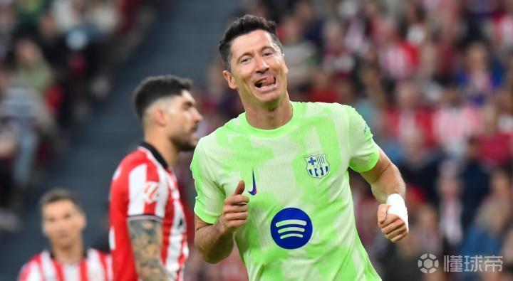 开云体育入口-每体：费兰-托雷斯对阵莱万特继续首发，莱万将替补出场