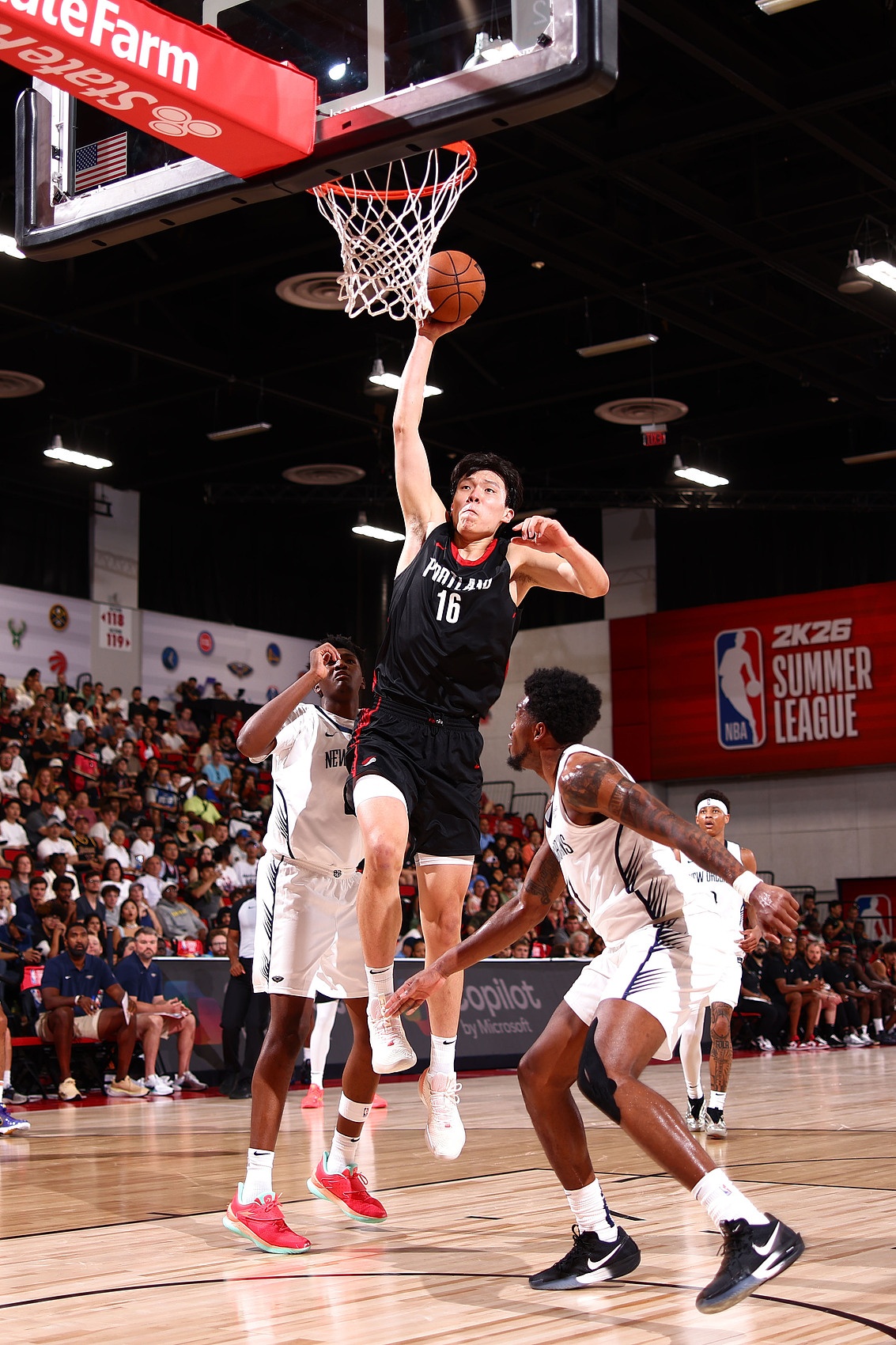 kaiyun-队记：很少见新秀大个子有杨瀚森的内线脚步和技术 比较干净利落