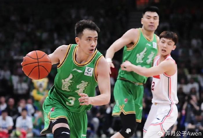 开云-因祸得福！一仗干到西班牙联赛，球迷：他俩真是自己“打”出来的