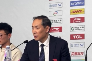 许利民：周琦和小曾已经倾尽所有 冒着残疾的风险打了上一场