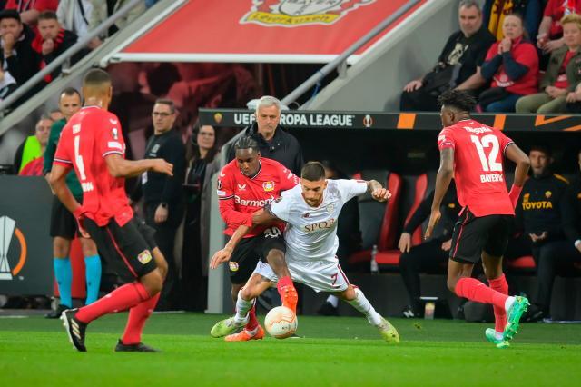 1684456546720046862.jpeg 开云体育APP下载-穆式足球重生!2年2进决赛,魔力鸟让罗马气质蜕变