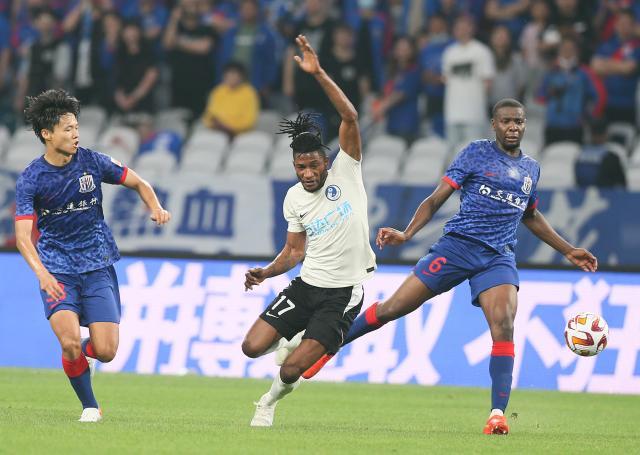 1683371215424009497.jpg 压着打VS收着踢!网红战术给中超达成新共识契机