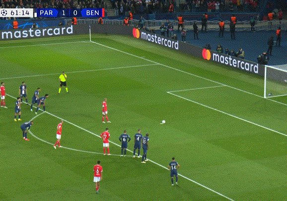 1665527181067045415.gif 开云-【欧冠】姆巴佩点射 巴黎主场1比1再平本菲卡