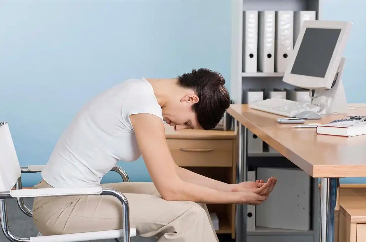 开云体育入口-女子因肺栓塞不幸走了!医生:天冷宁愿躺一天,也别干这5事!